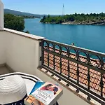 Awesome In With Swimming Pool * Kruševo