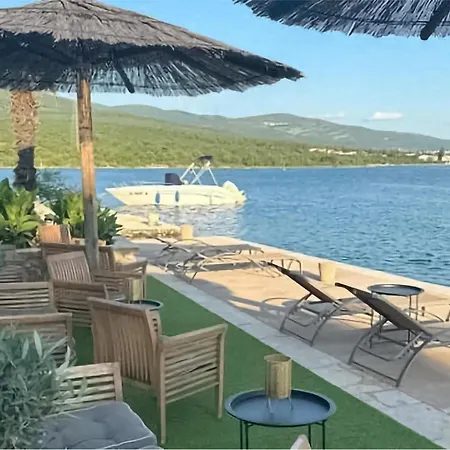 1 Bedroom Amazing In Διαμέρισμα *