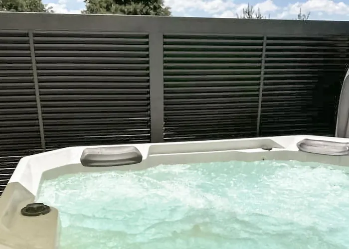 Διαμέρισμα 1 Bedroom Amazing In *