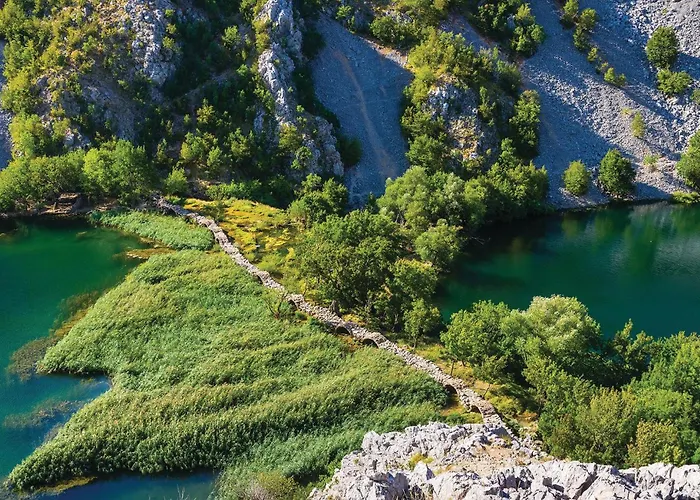 Διαμέρισμα 1 Bedroom Amazing In *