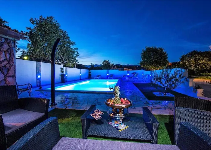 1 Bedroom Amazing In Διαμέρισμα *